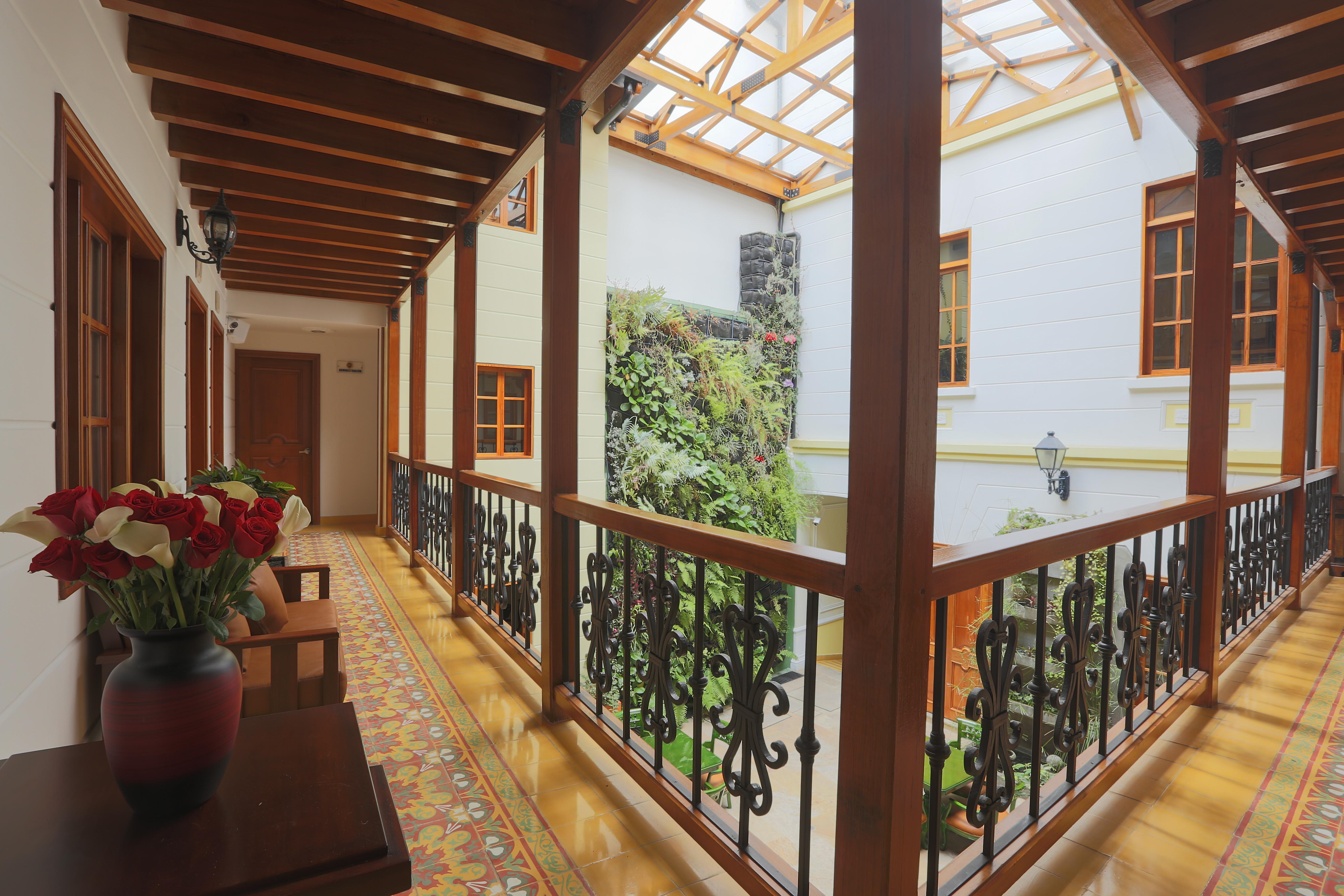 Hotel Santa Lucia Boutique Spa Bogota Exterior photo Interior of the hotel
