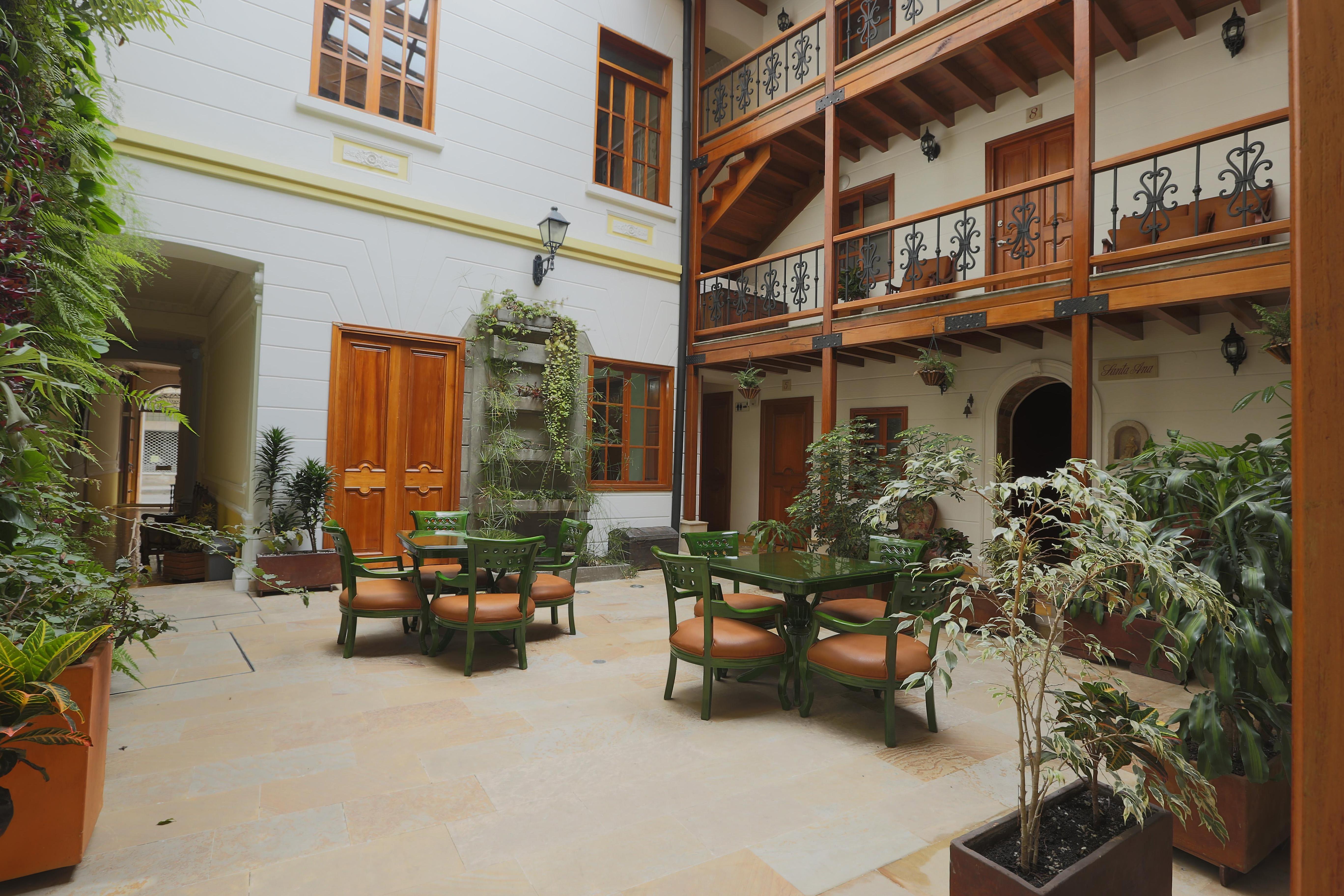 Hotel Santa Lucia Boutique Spa Bogota Exterior photo Patio of the hotel